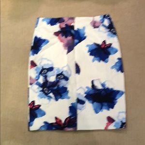 Banana Republic Skirts - Banana Republic floral skirt Banana Republic Skirts - Banana Republic floral skirt